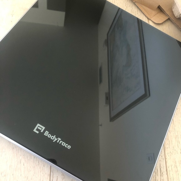 BodyTrace Scale - Picture 3 of 3